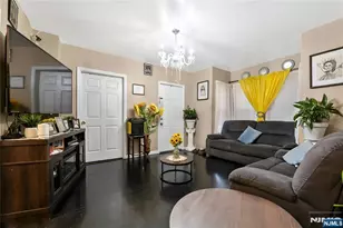 338-340 Manson Pl, Plainfield, NJ 07063 - Photo 6