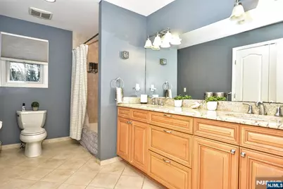 532 Franklin Avenue, Wyckoff Township, NJ 07481 - Photo 24