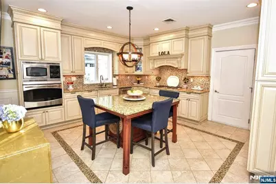 532 Franklin Avenue, Wyckoff Township, NJ 07481 - Photo 14