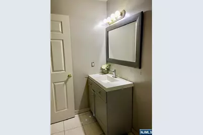 539 Union Avenue 11 #11, Irvington, NJ 07111 - Photo 6