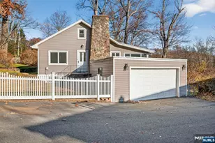 83 Lakeview Ave, Ringwood, NJ 07456 - Photo 34