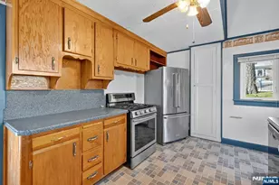 83 Lakeview Ave, Ringwood, NJ 07456 - Photo 8