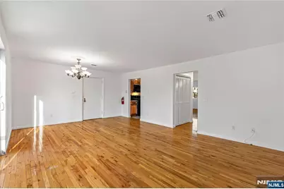 93 Presidential Drive, Englewood, NJ 07631 - Photo 14