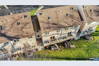 93 Presidential Drive, Englewood, NJ 07631 - Photo 30