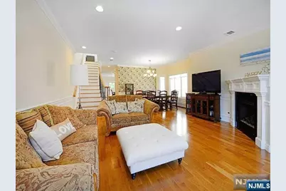 209C 8th, Palisades Park, NJ 07650 - Photo 2