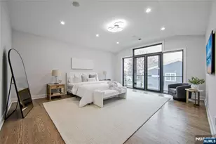 121 Circle Dr, Paramus, NJ 07652 - Photo 24