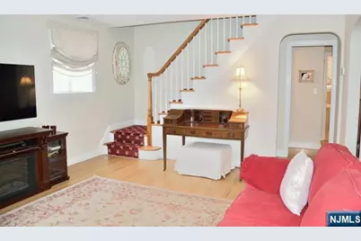 21 N Crest Drive, Cresskill, NJ 07626 - Photo 10
