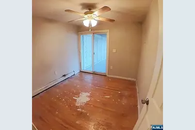 15 Somerset Street, Garfield, NJ 07026 - Photo 10