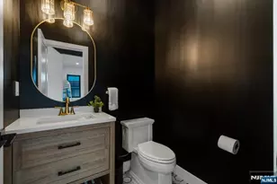 33 Randolph Pl, Newark, NJ 07108 - Photo 6