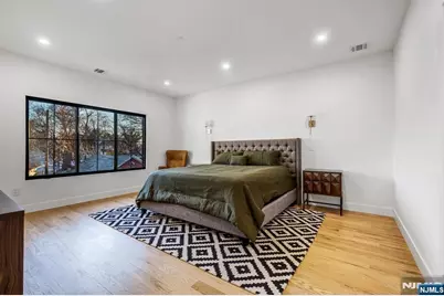 33 Randolph Place, Newark, NJ 07108 - Photo 22