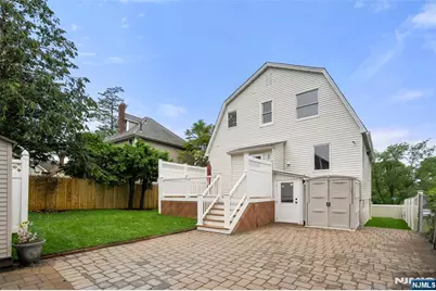 174 Pleasant Avenue, Bergenfield, NJ 07621 - Photo 18