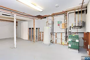 325 New Bridge Rd, Bergenfield, NJ 07621 - Photo 44