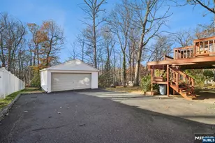 29 Sycamore Ave, Livingston, NJ 07039 - Photo 30