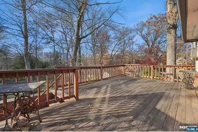 29 Sycamore Avenue, Livingston, NJ 07039 - Photo 26