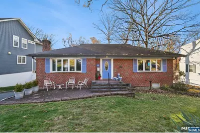 29 Sycamore Avenue, Livingston, NJ 07039 - Photo 2