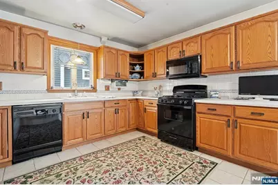 29 Sycamore Avenue, Livingston, NJ 07039 - Photo 10