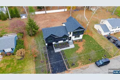 18 Clinton Place, Woodcliff Lake, NJ 07677 - Photo 38