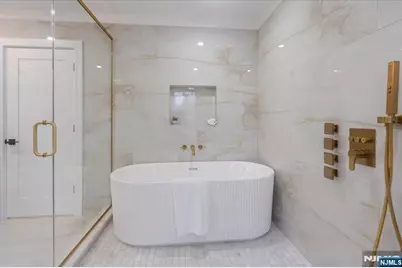 18 Clinton Place, Woodcliff Lake, NJ 07677 - Photo 24
