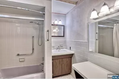 9 New York Avenue, Bergenfield, NJ 07621 - Photo 20