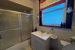 61 Homestead Ave, Palisades Park, NJ 07650 - Photo 4