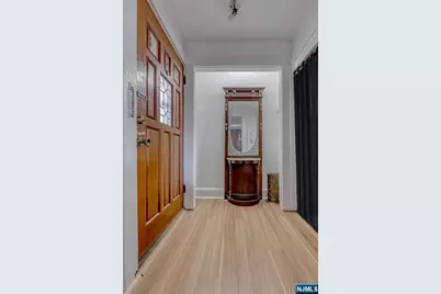 312 Rochelle Avenue, Rochelle Park Township, NJ 07662 - Photo 8