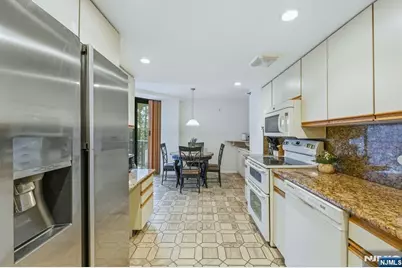 245 Prospect Avenue 3D #3D, Hackensack, NJ 07601 - Photo 16