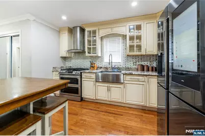 567 E 19th Street, Paterson, NJ 07514 - Photo 4