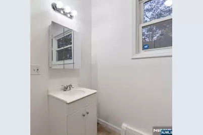 21-23 Leslie Street, Newark, NJ 07108 - Photo 10