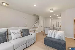 73 Wesmont Dr 1811, Wood Ridge, NJ 07075 - Photo 2