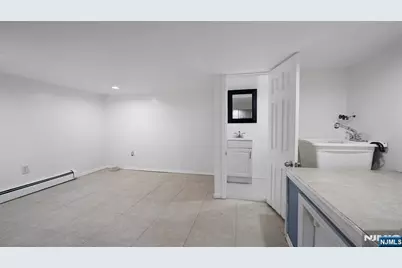 25 College Place, Ridgefield Park, NJ 07660 - Photo 20