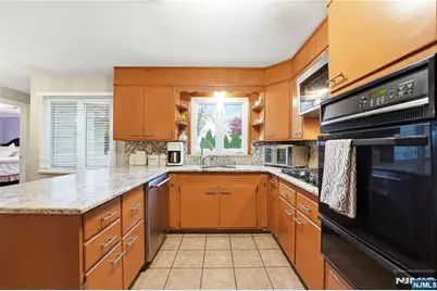 175 Weaver Avenue, Bloomfield, NJ 07003 - Photo 22