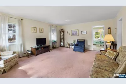 57 Richwood Place, Denville, NJ 07834 - Photo 4