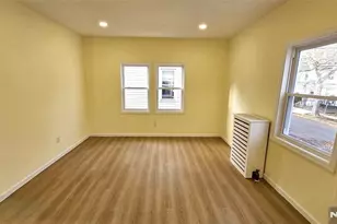 8 Tiffany Blvd, Newark, NJ 07104 - Photo 6