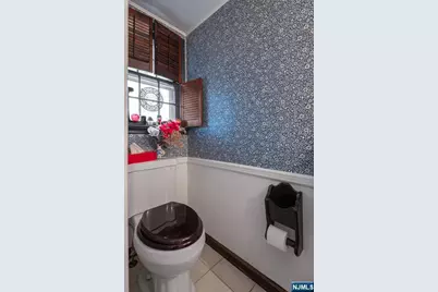 280 River Drive, River Vale Township, NJ 07675 - Photo 8