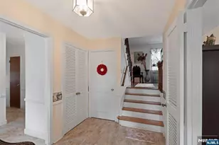 280 River Dr, River Vale Township, NJ 07675 - Photo 2