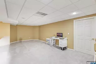 6 Sherry Ct, Wayne, NJ 07470 - Photo 20