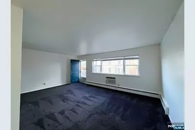 113 Paulison Avenue D1 #D1, Passaic, NJ 07055 - Photo 2
