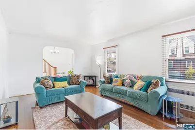 327 Field Place, Hillside, NJ 07205 - Photo 4