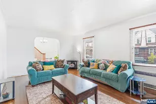 327 Field Pl, Hillside, NJ 07205 - Photo 4