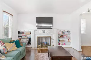 327 Field Pl, Hillside, NJ 07205 - Photo 6