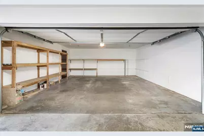 14A Riverview 14A #14A, North Bergen, NJ 07047 - Photo 32