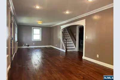 159 Henry, Teaneck Township, NJ 07666 - Photo 2