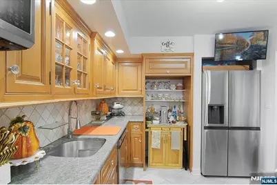 14 Dorothea Terrace, Belleville, NJ 07109 - Photo 12