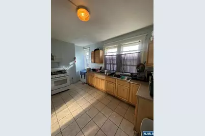 87 Montgomery Avenue, Irvington, NJ 07111 - Photo 26
