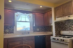 75 Forest St, North Arlington, NJ 07031 - Photo 8