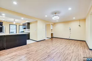 28 Cosgrove Ct, East Brunswick Township, NJ 08816 - Photo 16