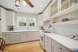 39 Highview Ave, Park Ridge, NJ 07656 - Photo 12