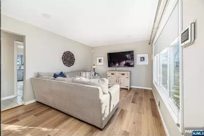 169 Cambridge Avenue, Saddle Brook Township, NJ 07663 - Photo 4
