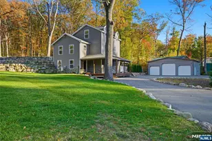 114 Townsend Rd, Wanaque, NJ 07465 - Photo 36