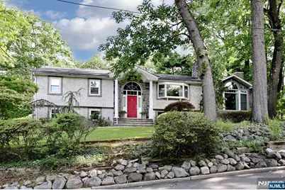 62 Leach, Park Ridge, NJ 07656 - Photo 2